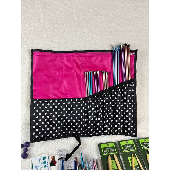 Clover Takumi Knitting Needles Crochet Hooks Roll Bag Set - Picture 7 of 11